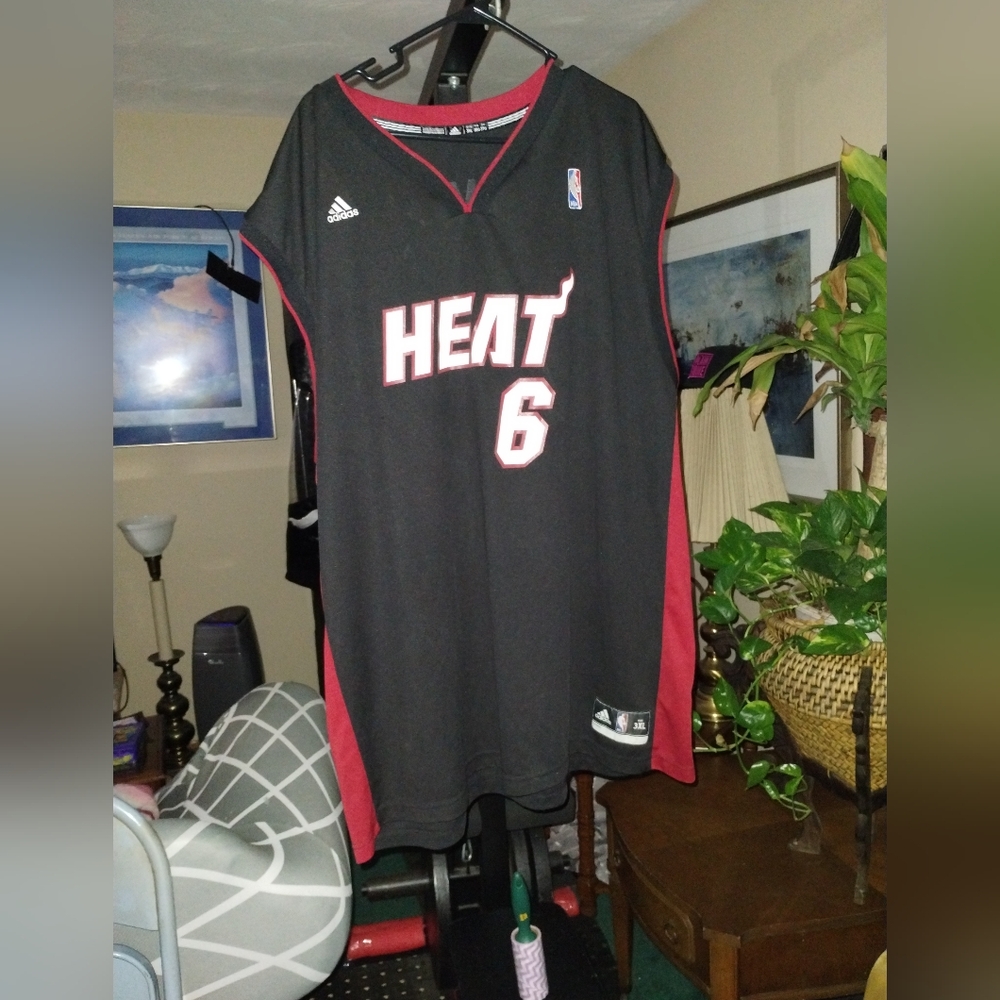 LeBron James Adidas 3XL Jersey